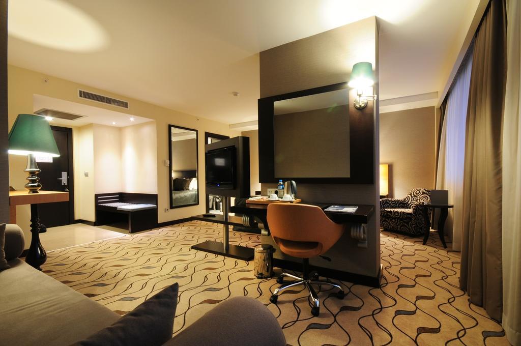 Dedeman Ankara 호텔 객실 사진